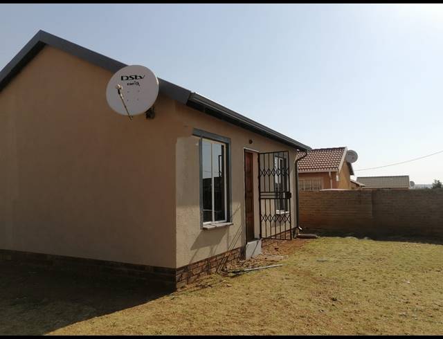 2 BEDROOM HOUSE FOR SALE IN EVATON WEST